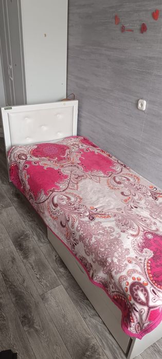 Кровать односпальная