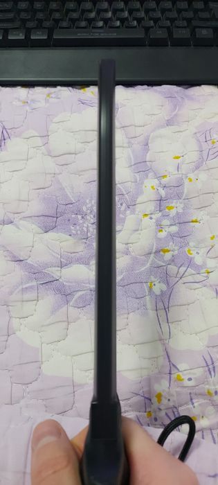 Vând cuțit din plastic