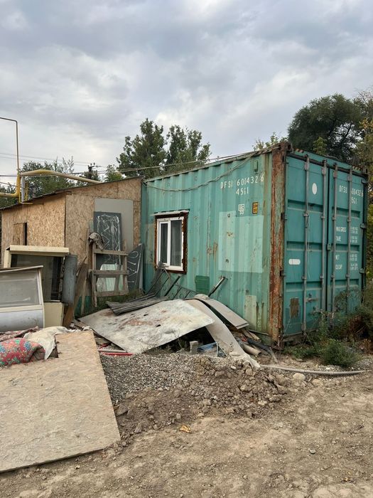 Контейнер для жиля