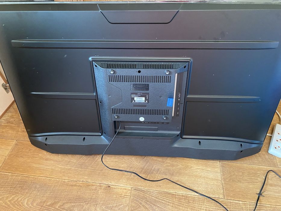 Продам телевизор LG