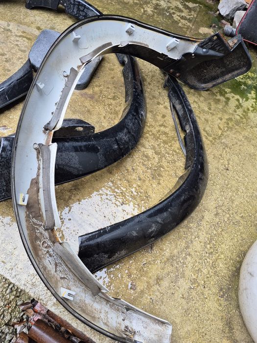 Уширители за калници за Паджеро Спорт