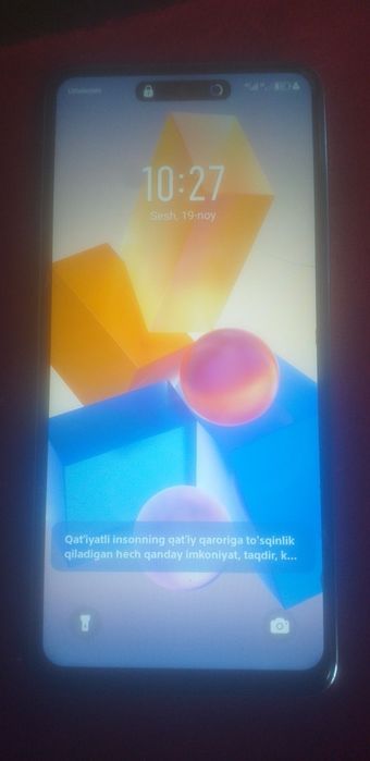 Infinix hot 40i xolati yangi 1 oy bo‘ldi karobka dakementi xam bor
