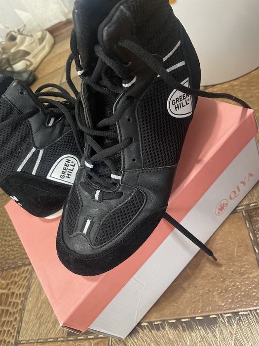 Продам боксерки р 37