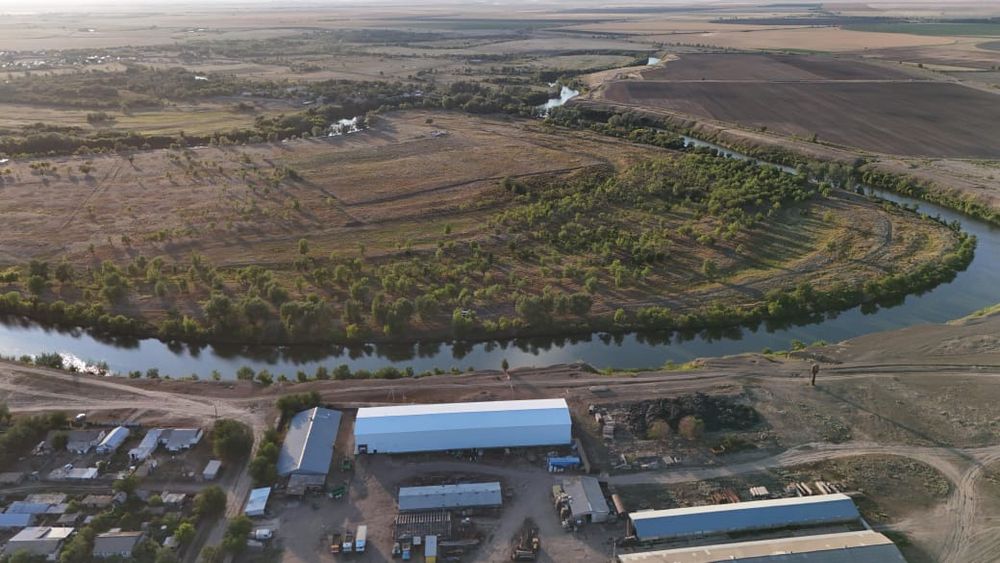 25 соттық екі жер