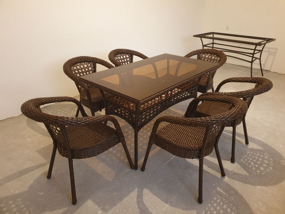 Ratan stol stul oshlab chiqaruvchidan 1 yil kafolat rangi oʻchmasligig