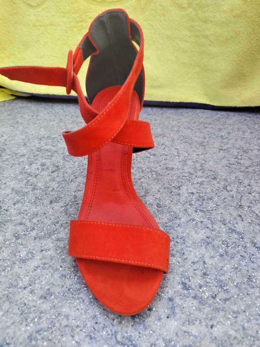 Sandale dama rosi piele intoarsa 37.