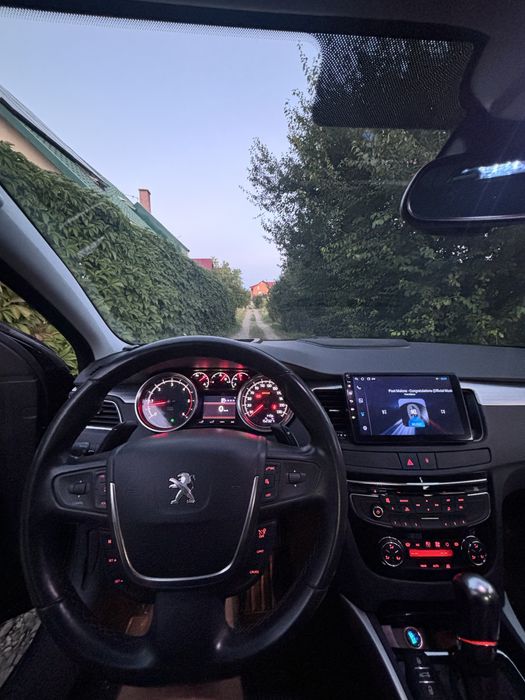 Peugeot 508 GT.