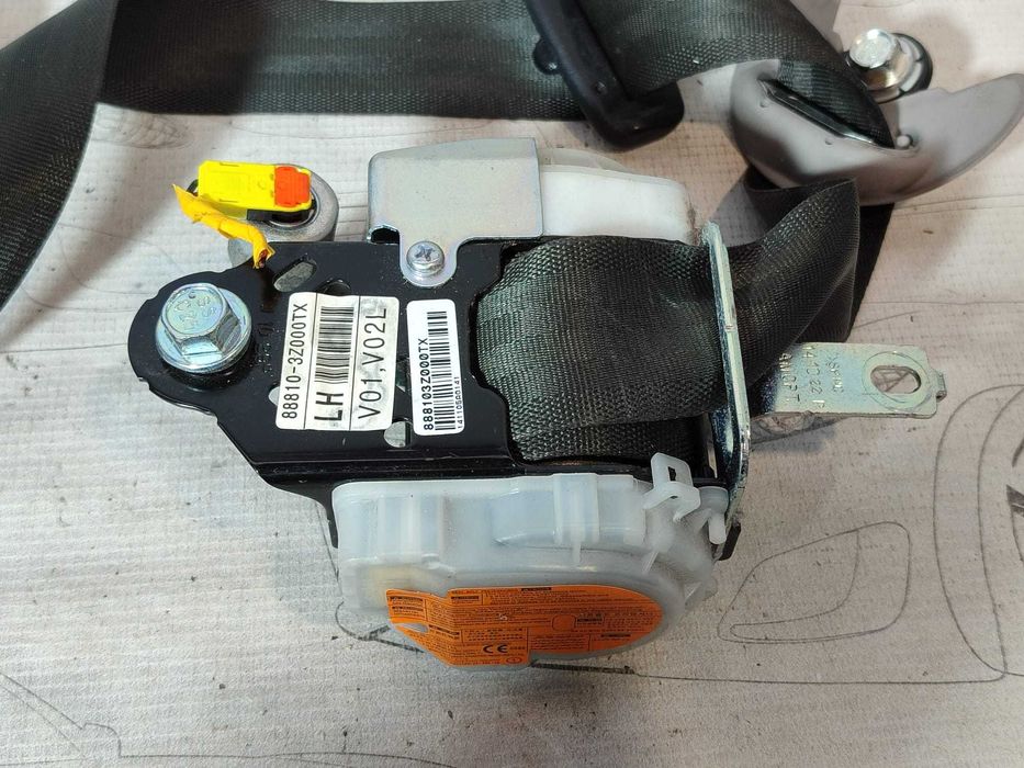 Centură de siguranță față stânga Hyundai i40 2011-2019 2015 1.7 CRDi Cod OEM: 888103Z000 (5E3)