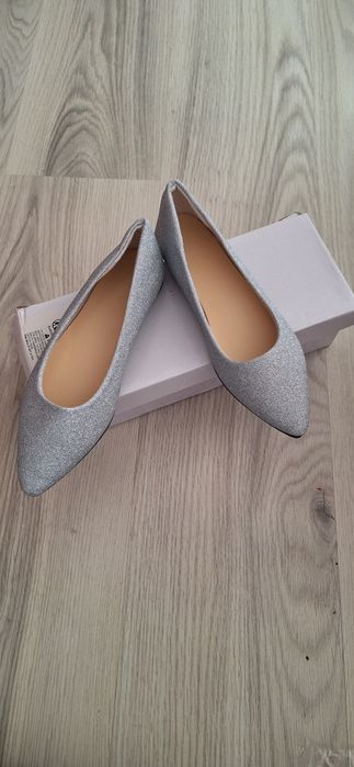 Pantofi damă eleganți