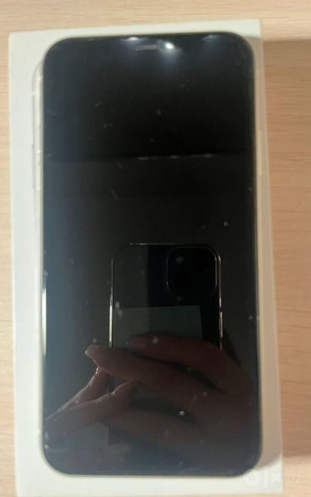 iPhone 11 oq rangi sotiladi