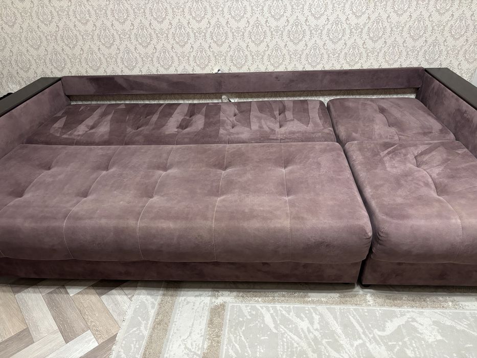 Срочно продам диван!