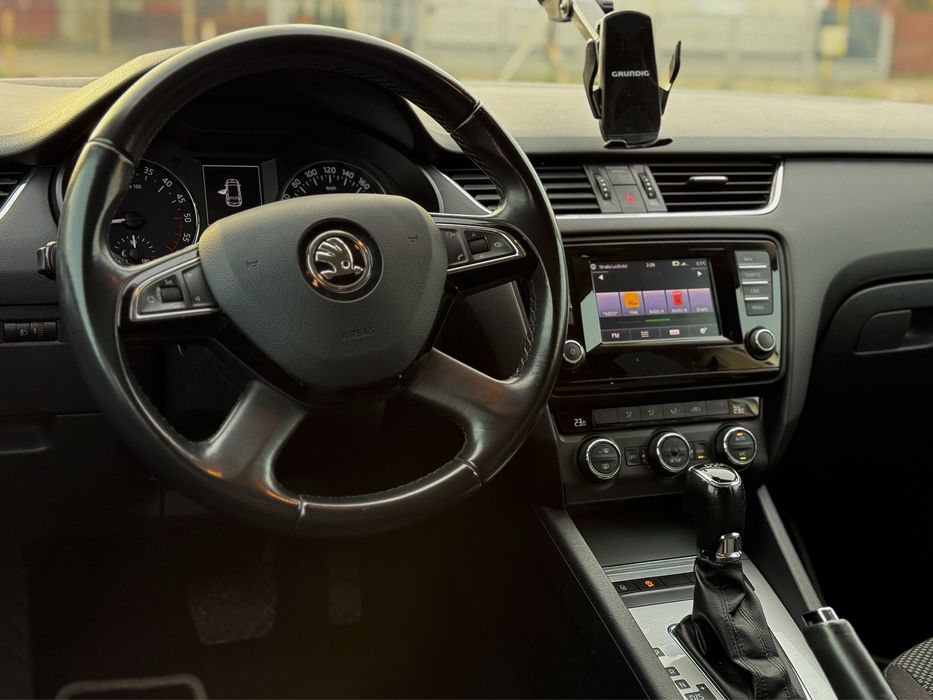 Skoda Octavia Combi 2013 1.6TDI DSG