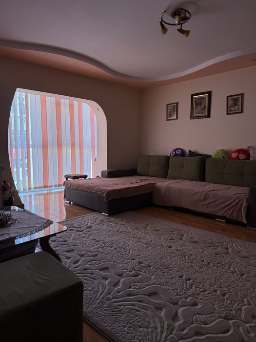 Apartament 3 camere Crang 2