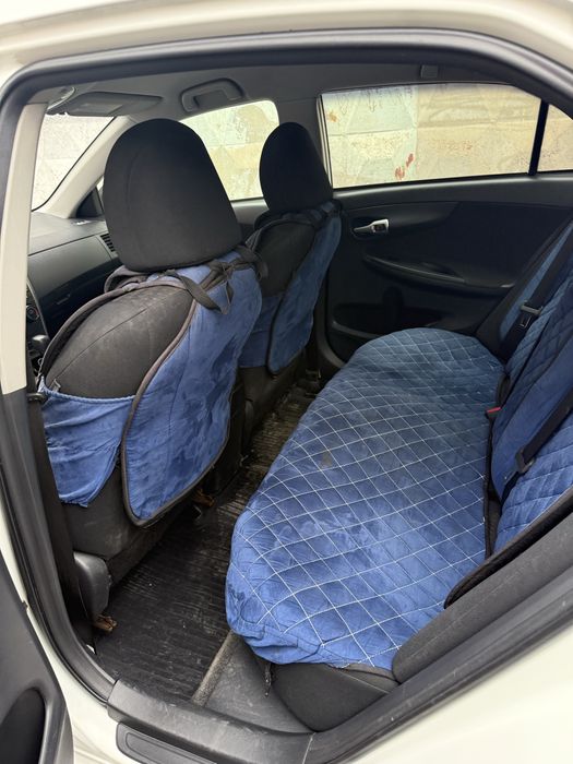 Продам чехлы на авто