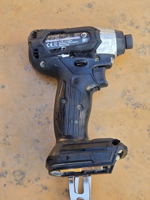 Акумулаторен ударен винтоверт - гайковерт Makita DTD15518