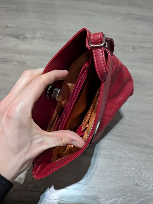 Geanta dama de piele VOI (conditie excelenta)