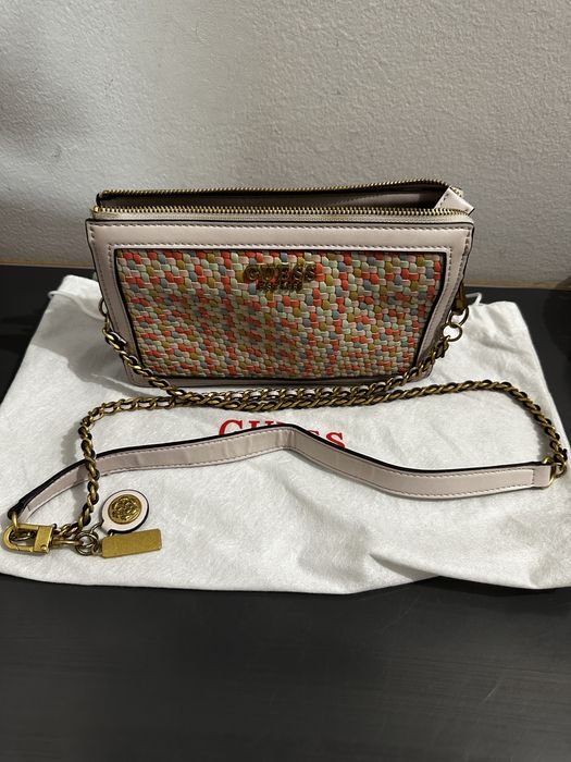 Малки чанти GUESS