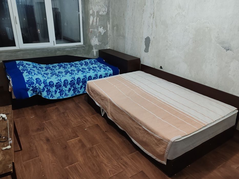 Легла 2бр, единично и приста + ракла