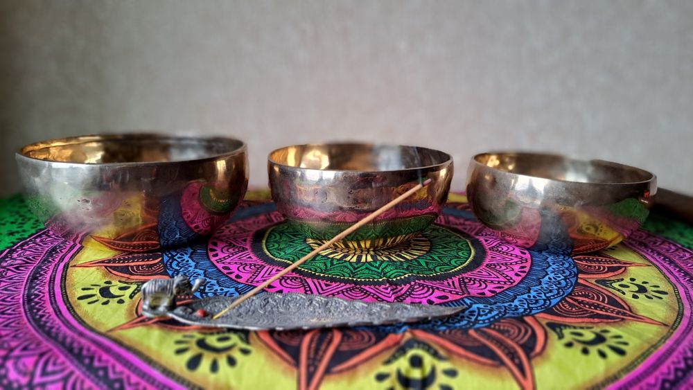 Продаются поющие чаши