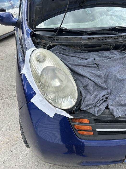 Полиране фарове и облепяне  с фолио