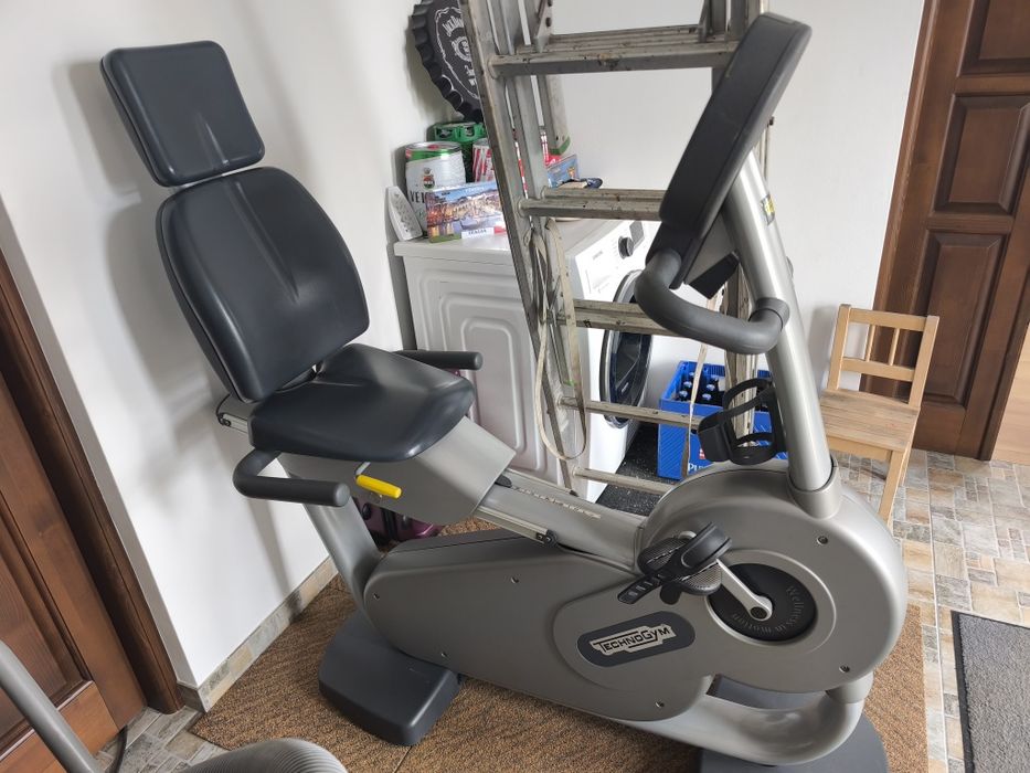 Bicicleta TechnoGyM Forma