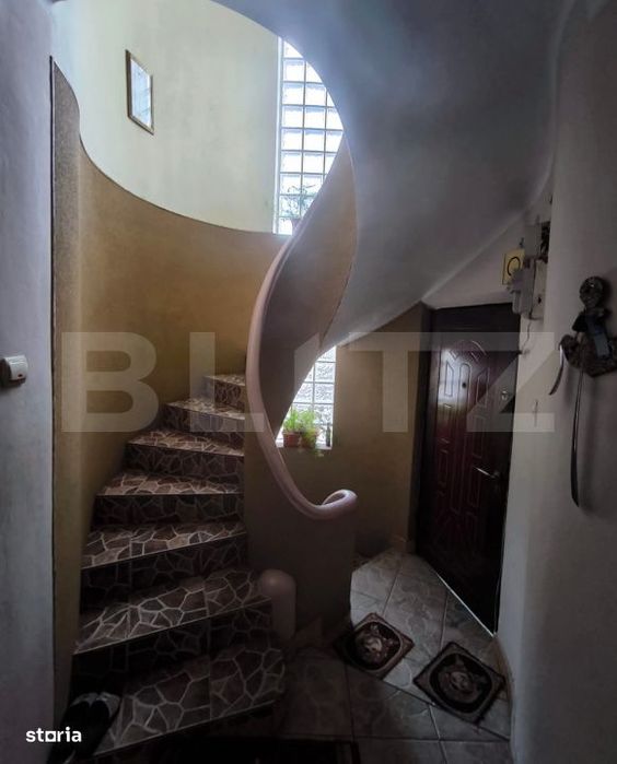 Casa 9 camere, 200 mp utili, zona Bd. Titulescu