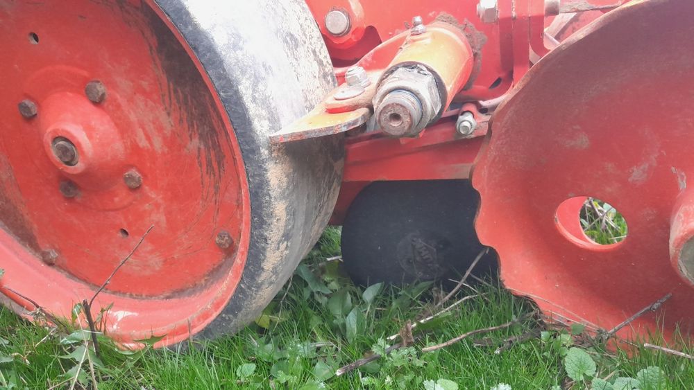 Semanatoare porumb kuhn maxima 6randuri