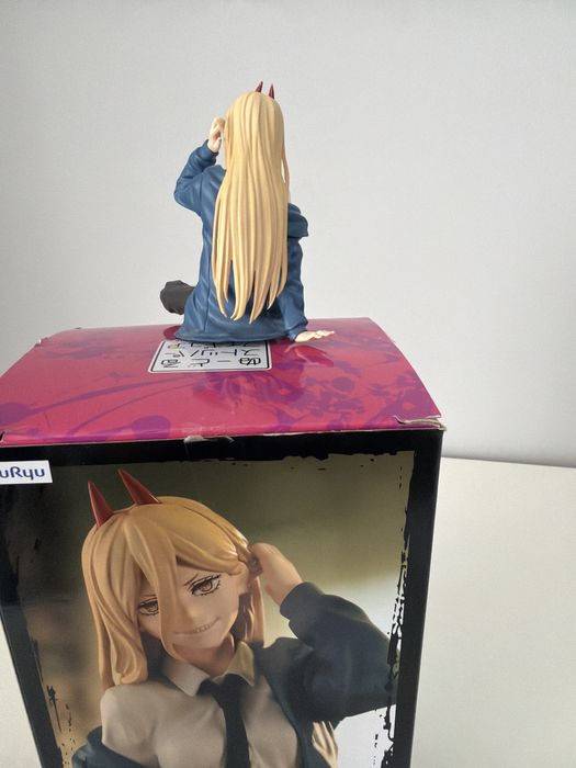 Figurina Chainsaw man: Power PVC noua, cutie putin uzata originala