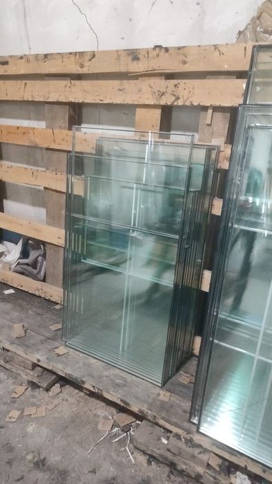 Окна и двери  витрожи