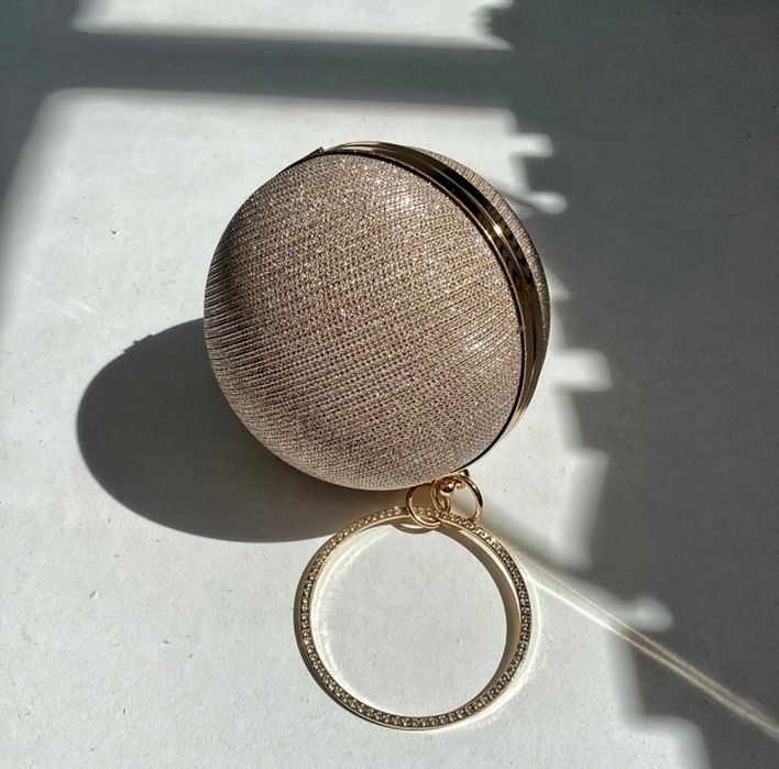 Сумочка клатч продам