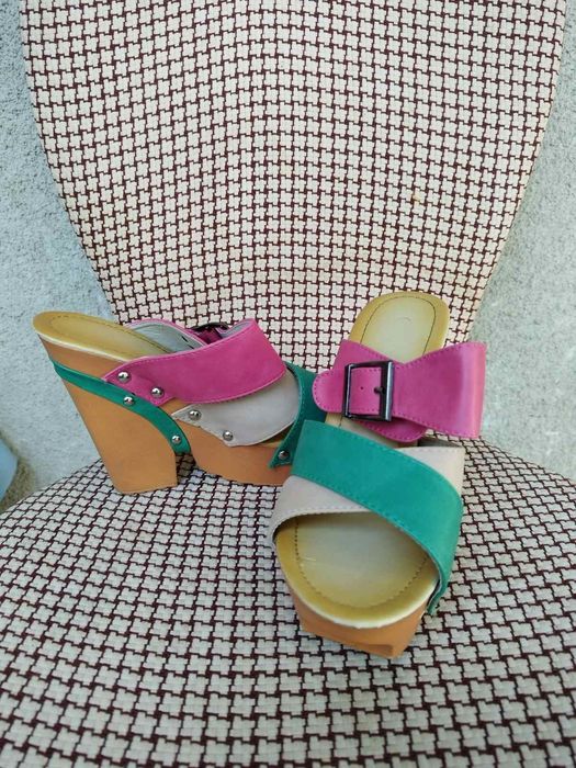 Дамски обувки и ботуши