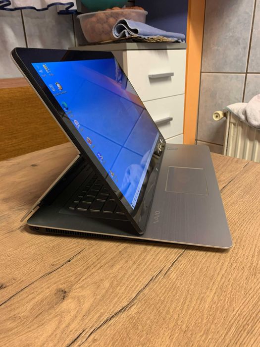 Sony Vaio 16Gb Rami 1000gb  Touchscreen Model- SVF15NA1GM - impecabil