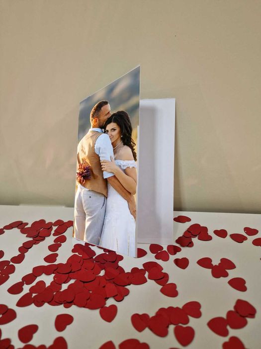 Уникални картички за всеки повод – персонализирани или с меме хумор