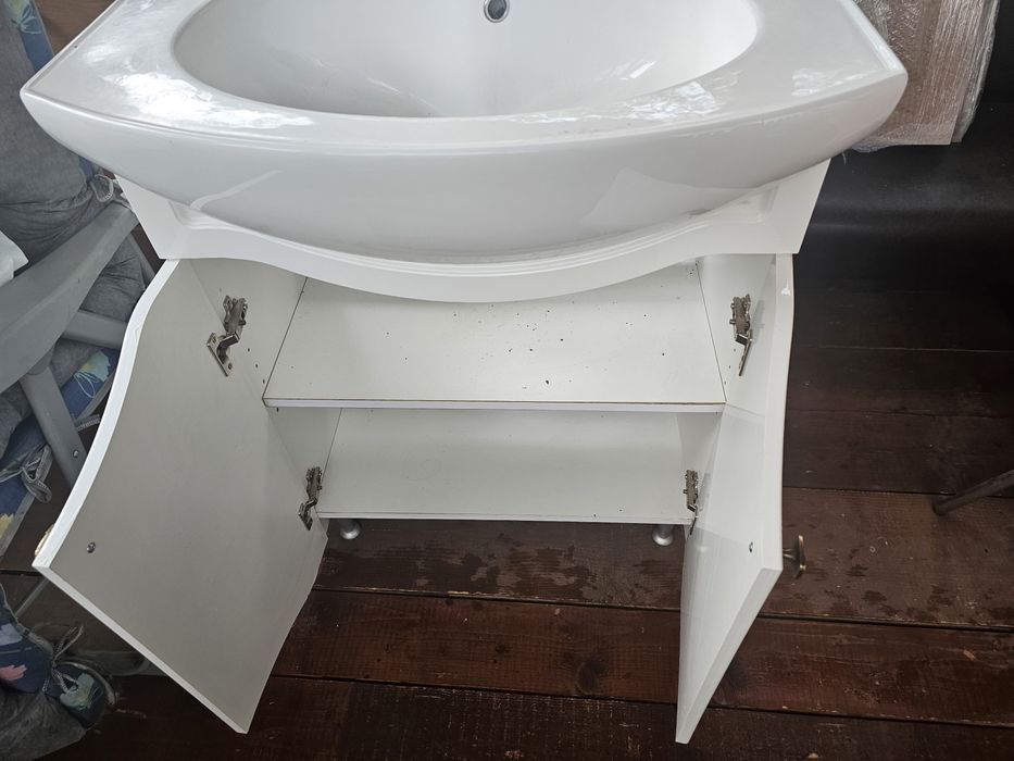 Set baza si lavoar tip fluture