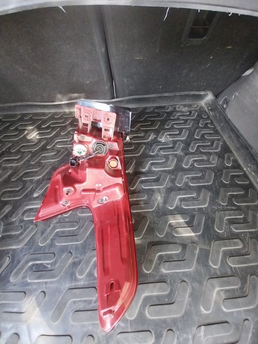 Фонарь хуандай сантафе  задний правый