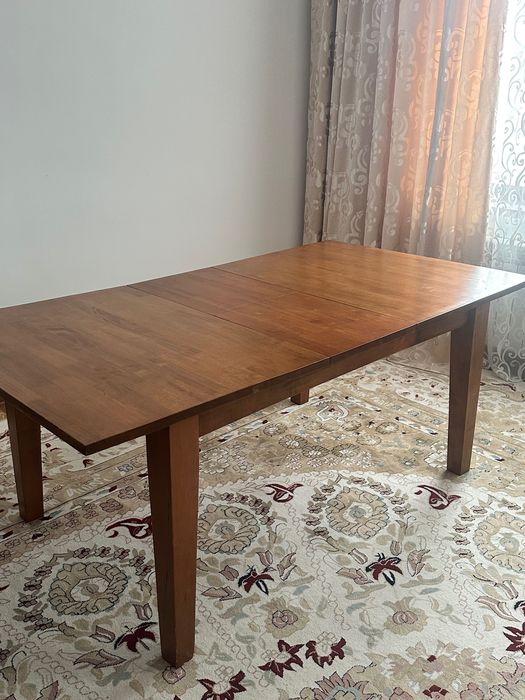 Продам стол натуральное дерево