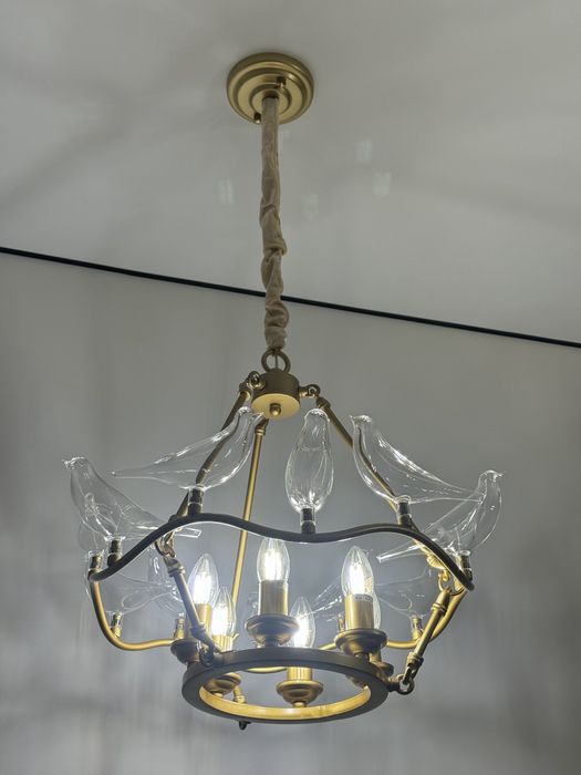 Продаю две люстры