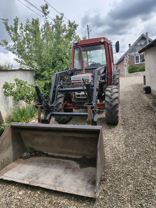 Piese international 885xl