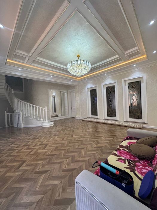 Урикзор Лагер 4 сот 8 хона Евроремонт 5 сан-узел 2 этаж ор: 297-мактаб