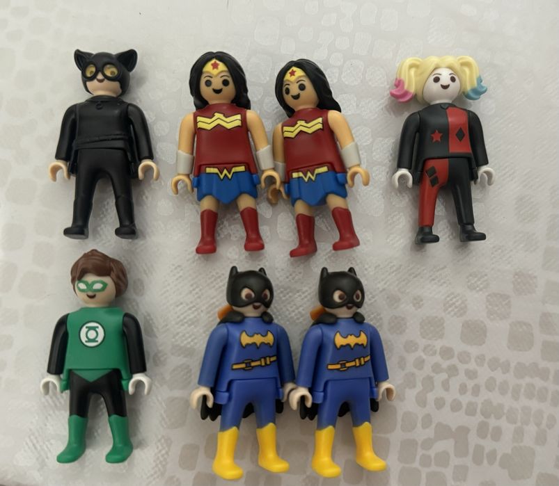 Фигурки Киндер с ОСД и фигурки с DC