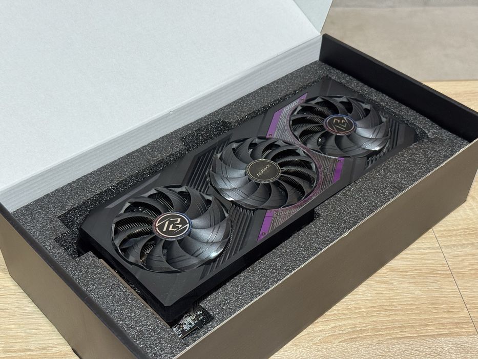 Видео карта Asrock 7800xt 16gb Phantom Gaming