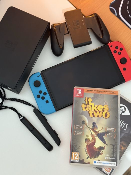 Nintendo switch Oled почти новый