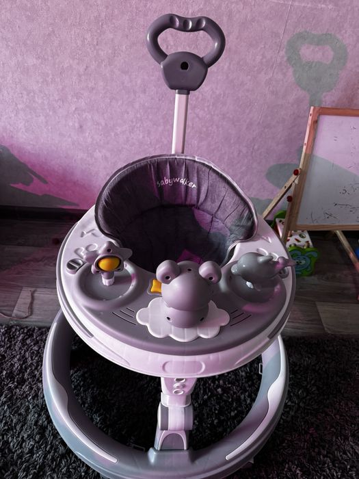 Продам детские ходунки , цена 5000