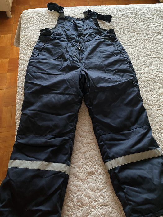 Новый рабочий теплый комбенезон