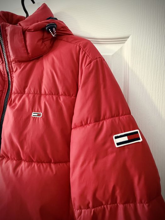 Geaca TOMMY HILFIGER de iarna barbati cu umplutura din puf, marimea M !!!