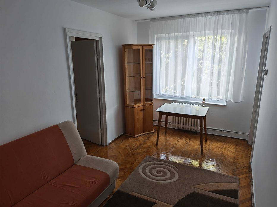 Apartament 2 camere de vanzare