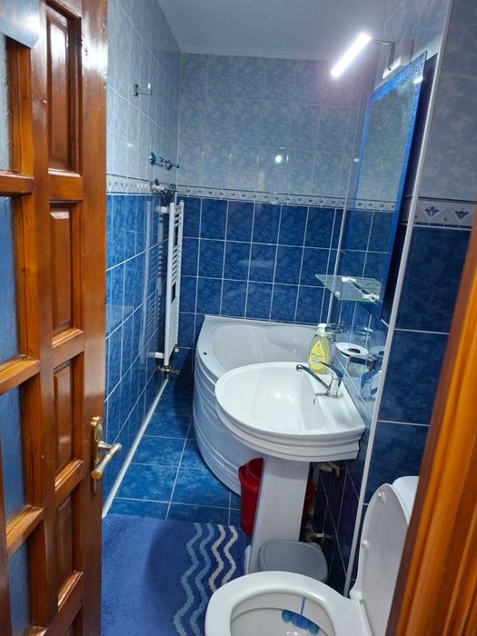 Inchiriez apartament