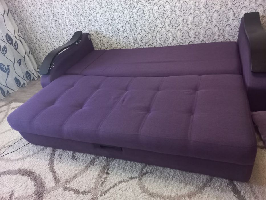 Диван  раскладной для квартиры