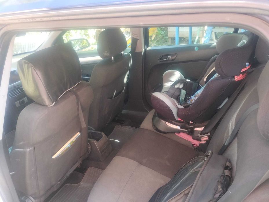 Opel Astra H, 1.6 benzina + GPL