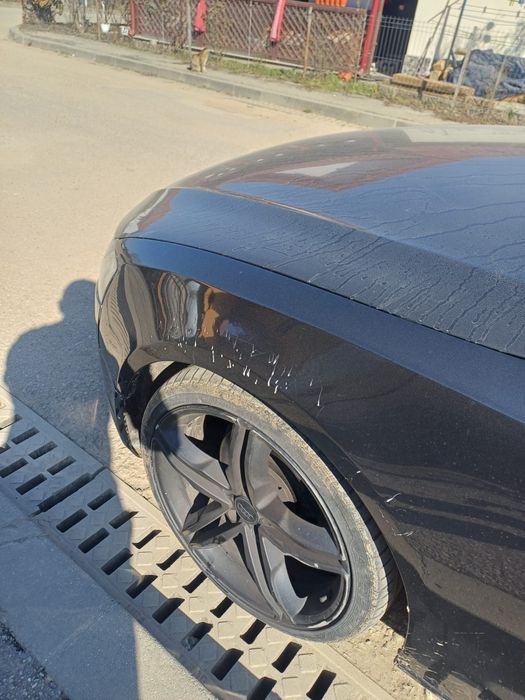 Vand audi A5 coupe (aripa zgariata)